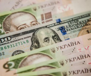 Гривна снова дорожает , госдолг Украины снизился до 62.7% Гривна снова дорожает , госдолг Украины снизился до 62.7%