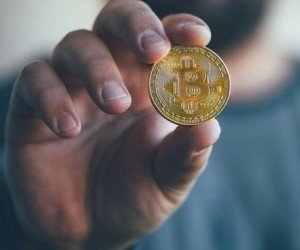 Курс биткоина: Эксперт неожиданно пересмотрел прогноз Курс биткоина: Эксперт неожиданно пересмотрел прогноз