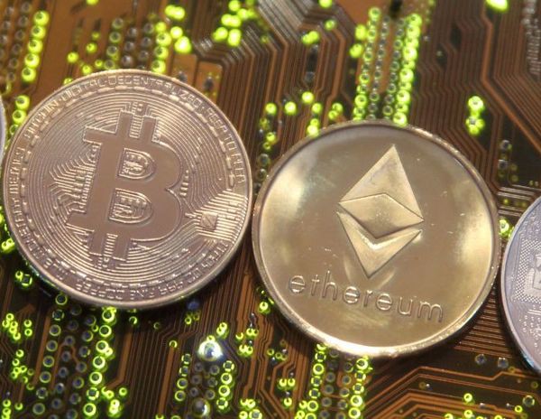 Криптовалюты под давлением после критики Банка Англии