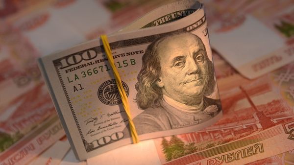 Курс рубля поддержат налоги 