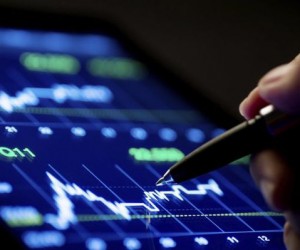 Российский фондовый рынок укрепляется за счет нефти Российский фондовый рынок укрепляется за счет нефти