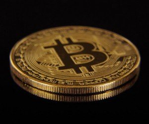 Биткоин может повторить историю золота Биткоин может повторить историю золота
