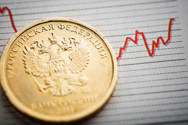 Рубль: Курс доллара США расчётами «на завтра» мощно вырос