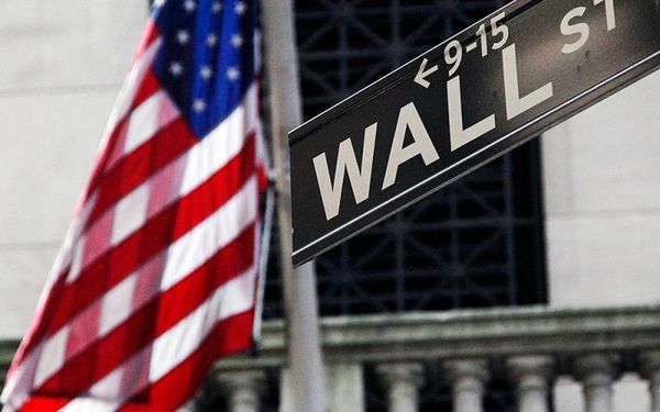 Фондовый рынок США обвалило недоверие инвесторов к ФРС