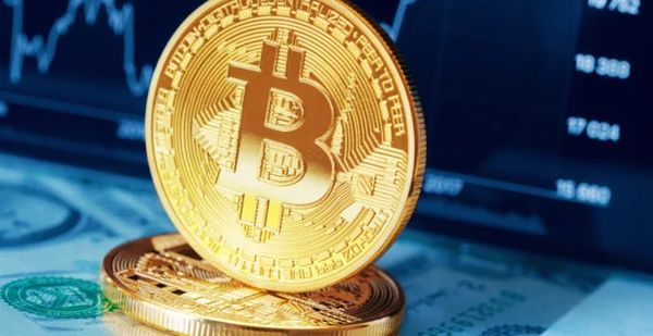 Биткоин все выше: курс криптовалюты сделал остановку