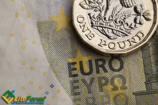 Европейские риски снова растут, не давая евро развить коррекцию