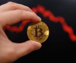 Курс биткоина: Почему криптовалюта сделала остановку