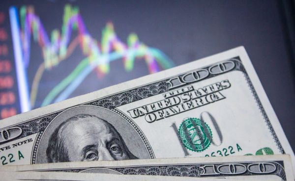Курс доллара обвалил оптимизм Драги и озабоченность Пауэлла