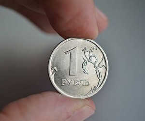 Курс рубля укрепляется вместе с рисковыми активами Курс рубля укрепляется вместе с рисковыми активами