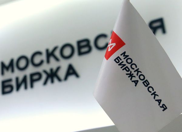 Российский рынок акций завершил день падением