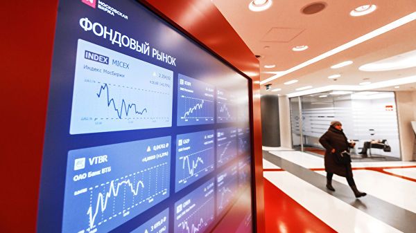 Российский фондовый рынок поддерживает нефть