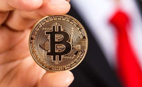 Курс биткоина: криптовалюта на пороге больших перемен 