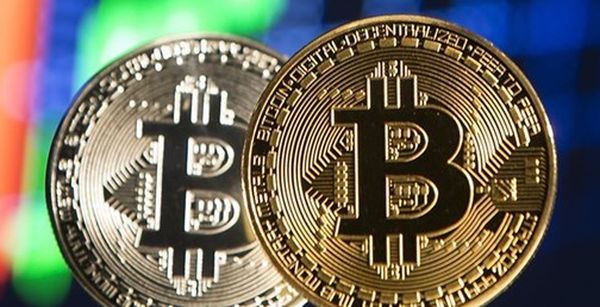 Курс биткоина сполз под $10000. Что будет с криптовалютой?