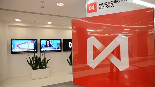 Российские фондовые индексы растут следом за мировыми