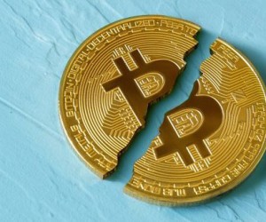 Биткоин за сутки потерял почти 2%, что случилось с криптовалютой?