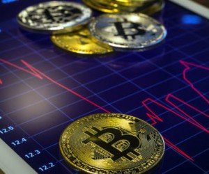 Курс биткоина застыл в ожидании халвинга и криптовалюты Китая Курс биткоина застыл в ожидании халвинга и криптовалюты Китая