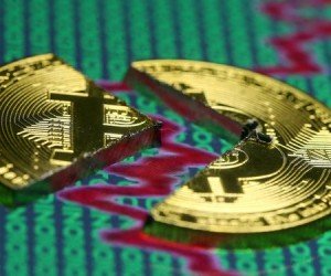 Криптовалюты ушли в глубокое пике, биткоин упал на 10% Криптовалюты ушли в глубокое пике, биткоин упал на 10%
