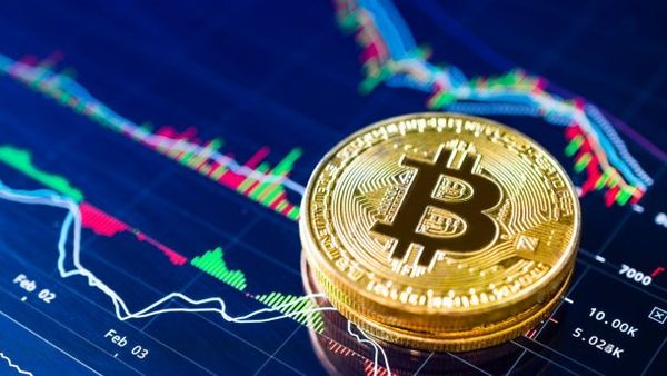 Биткоин: Курс вырос после комментариев главы SEC