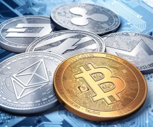 Криптовалюты растут на новостях от VanEck и SolidX о биткоин-ETF Криптовалюты растут на новостях от VanEck и SolidX о биткоин-ETF