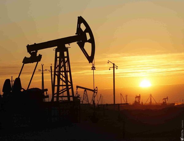 Курс нефти обвалился под отметку 60 долларов