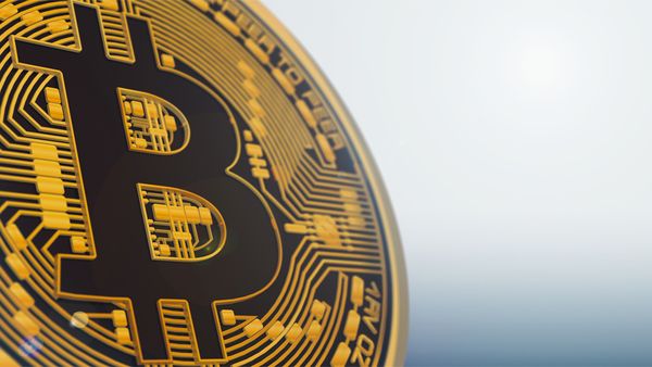 Биткоин и весь рынок криптовалют показали впечатляющий отскок