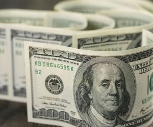 Курс доллара на межбанке вырос на 0.7% Курс доллара на межбанке вырос на 0.7%
