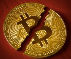 Курс биткоина подошел к $6500, на рынке криптовалют паника Курс биткоина подошел к $6500, на рынке криптовалют паника