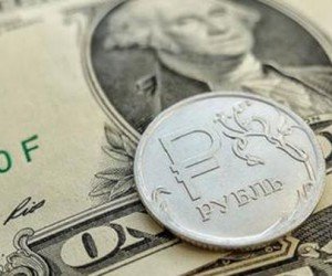 Курс рубля уверенно укрепляется