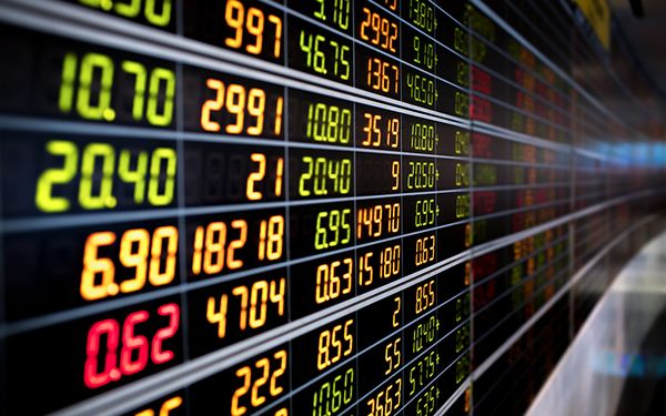 Российский фондовый рынок поддался паническим продажам