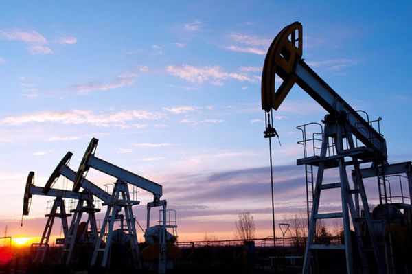 Рубль и нефть остаются в глубоком минусе