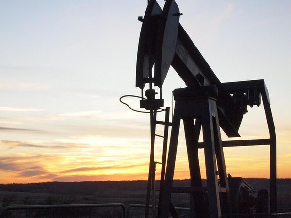Российский фондовый рынок озабочен падением нефти