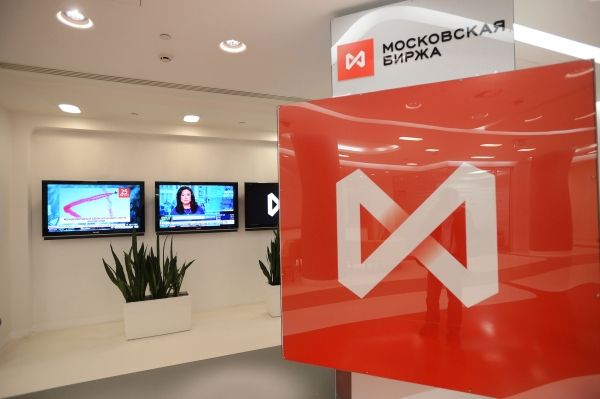 Российский фондовый рынок упал в пропасть под санкциями из США