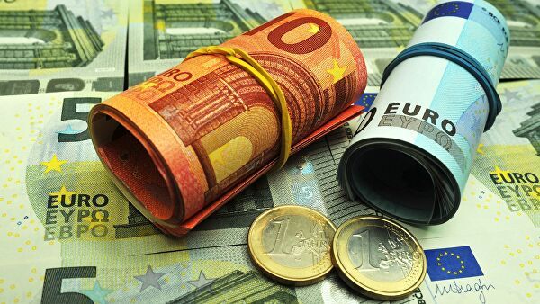 Курс евро подавлен из-за угрозы короновируса