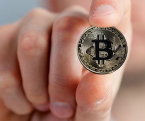 Биткоин опустился ниже 8000$ криптовалюты теряют в пределах 8% Биткоин опустился ниже 8000$ криптовалюты теряют в пределах 8%