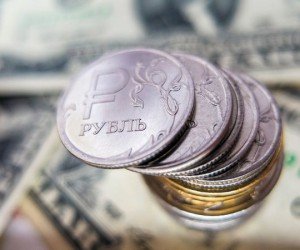 Будет падать или расти, курс доллара в ближайшее время может удивить Будет падать или расти, курс доллара в ближайшее время может удивить