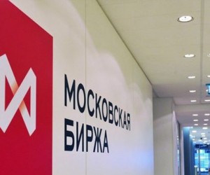Рынок акций РФ после удачного старта на открытии начал падать Рынок акций РФ после удачного старта на открытии начал падать