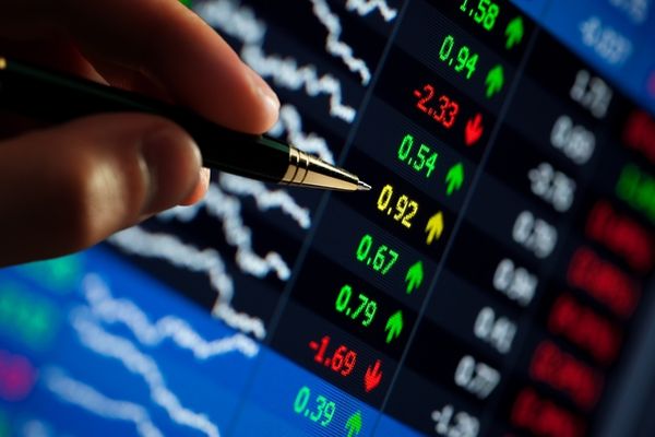 Мировые фондовые рынки опасаются нового конфликта между США и Китаем