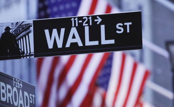 Фондовый рынок США не смог удержаться выше психологических отметок