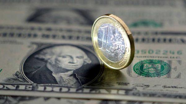 Рубль будет расти против доллара в ближайшее время