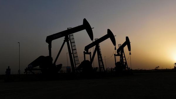 Мировые цены на нефть немного отступили но удержались выше 41$