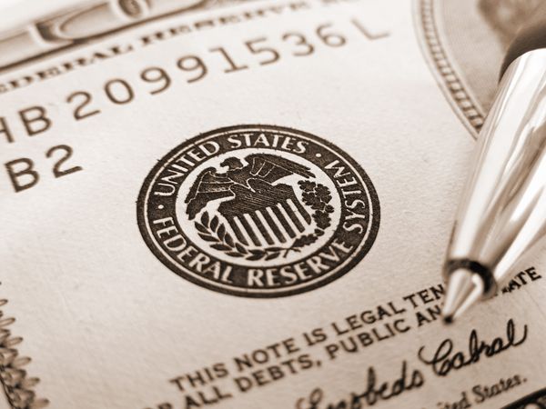 ФРС дала старт многолетнему ослаблению доллара