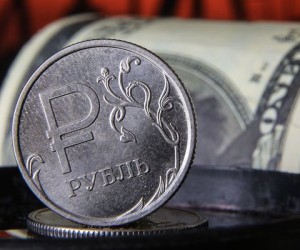 Рубль пытается вернуться к уровню 72 руб. за доллар США Рубль пытается вернуться к уровню 72 руб. за доллар США