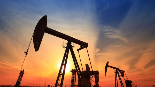 Курс нефти: Рост ограничен ситуацией с коронавирусом в мире