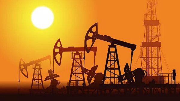 Курс нефти снижается после обновления 5-месячных максимумов