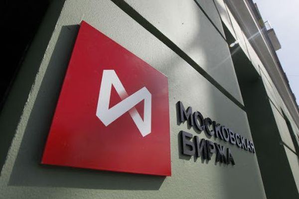 Российский рынок акций провалил утренние попытки роста
