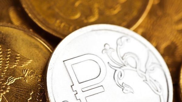 Курс рубля сильно недооценен