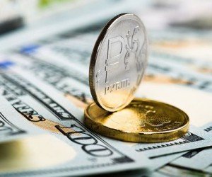 Рубль продолжит торговаться вблизи 77 за доллар Рубль продолжит торговаться вблизи 77 за доллар