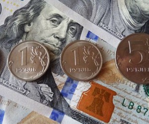 Рубль стабилен около уровня 74 рублей за доллар Рубль стабилен около уровня 74 рублей за доллар