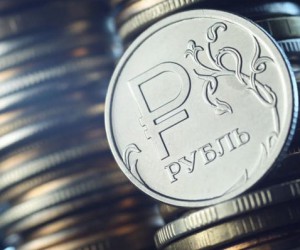 Нефть укрепилась, рубль остается под давлением Нефть укрепилась, рубль остается под давлением