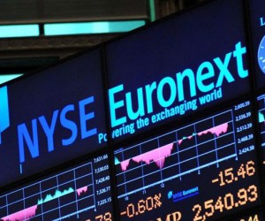 Российский фондовый рынок под давлением, европейские площадки теряют 1%